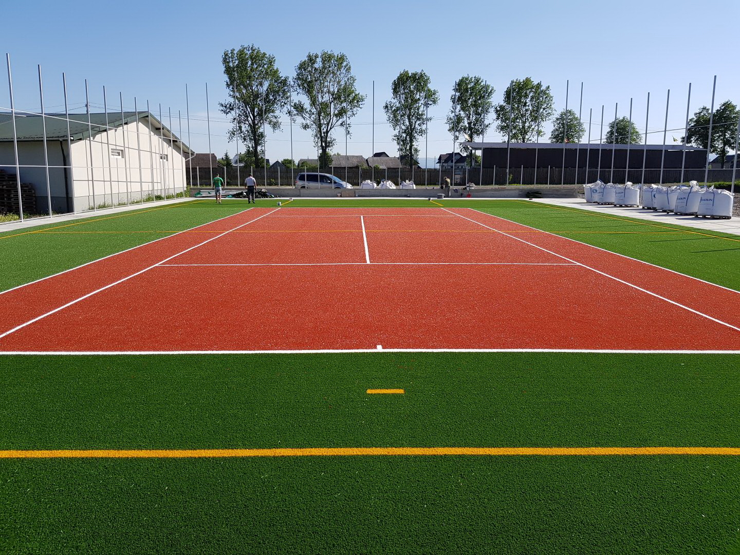 Amenajare terenuri de sport în Constanţa cu gazon artificial sintetic